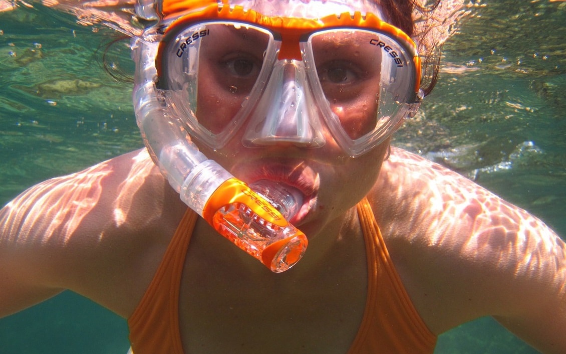 Underwater world at the reach of a tube – how to start the adventure with snorkeling?