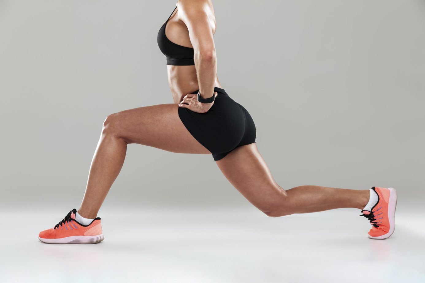 Eva Longoria with an inspiring workout for her buttocks. Victoria Beckham impressed!