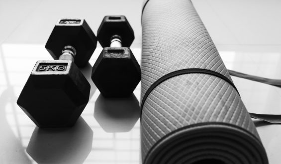 “Dumbbells build muscle”. 6 tips from the great masters that will increase the effectiveness of your training